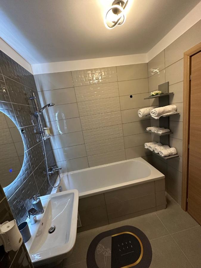 Coresi Luxury Apartments Braşov Exterior foto